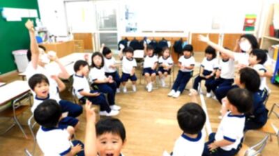 みんなでたべるとおいしいね～！♡　たんぽぽ組